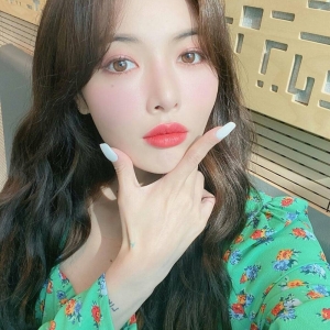 金泫雅高清图集 90个视频/14.9G