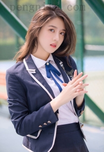 李凯馨高清图集 68张图/645M