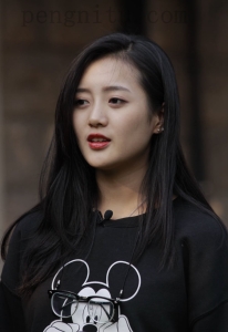 王梓薇高清图集 99张图/177M