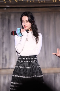 迪丽热巴高清图集3750张图/80个视频/32G