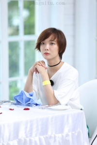 王珞丹高清写真图集532张图/86个视频/8.9G