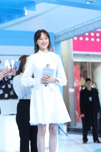 李圣经写真照片190张/106M（包更新）