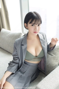 巨乳嫩模 小尤奈37套合集写真,含高清6套视频（私人定制视频一套）[6.01G]（102）